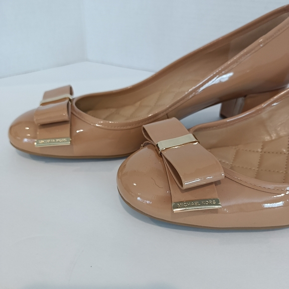 Michael Kors Kiera Flex Mid Pump Patent Dk Nude Size 10M never worn - Picture 8 of 12